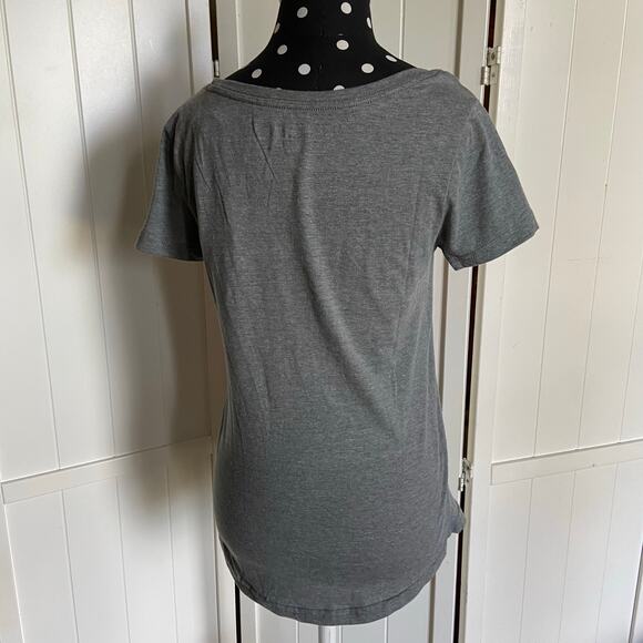 The Victory Womens Shirt Size Small Florida Gators Est 1853 Gray Tee T-Shirt NEW - Picture 3 of 4